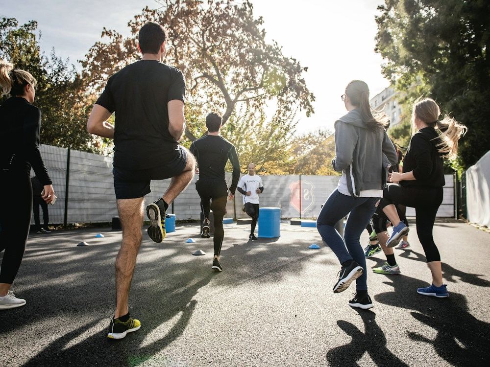 A group running together in the morning